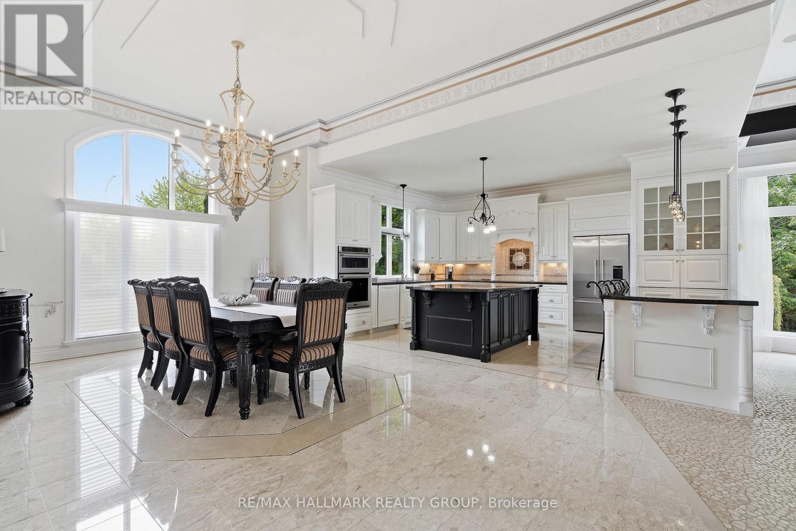2584 WOODS STREET - 12