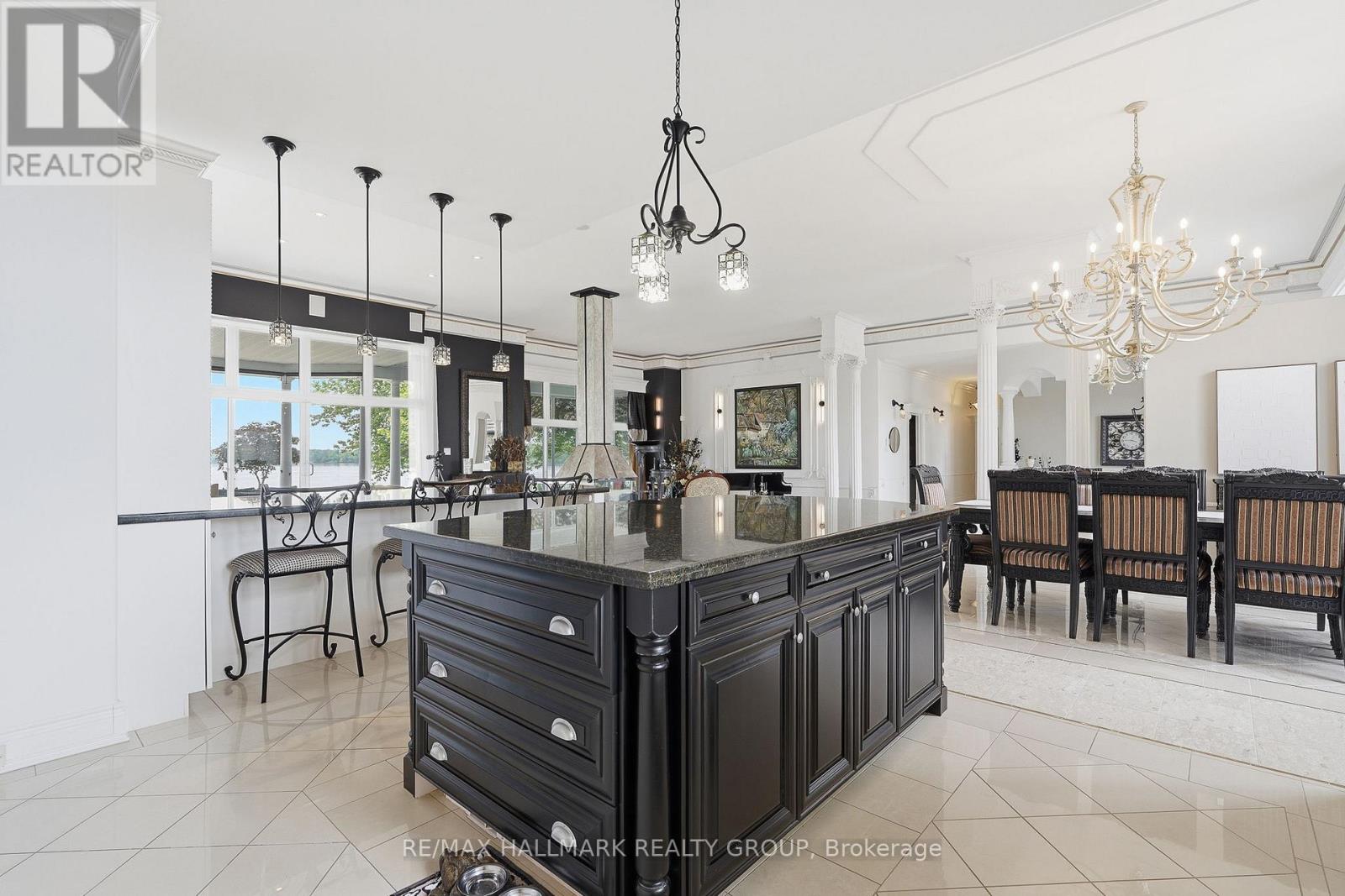 2584 WOODS STREET - 16