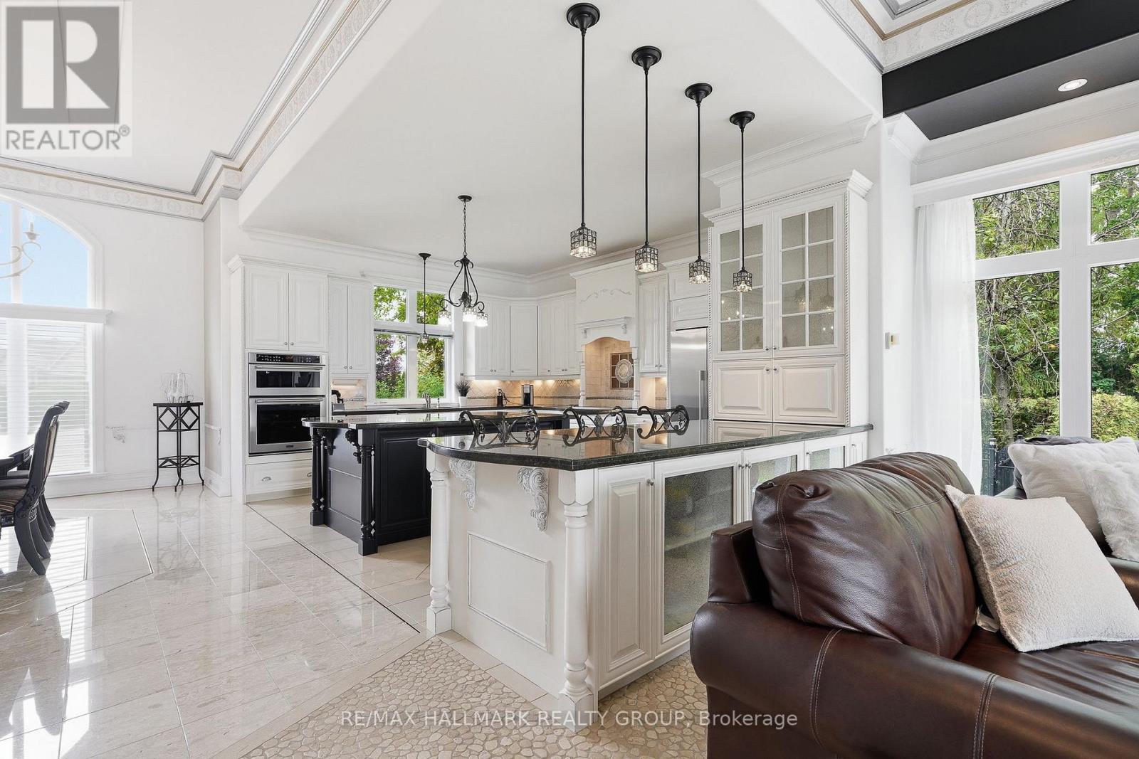 2584 WOODS STREET - 17