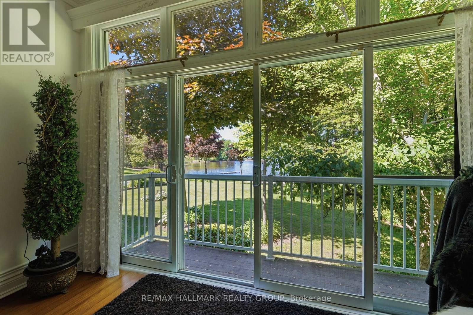 2584 WOODS STREET - 26
