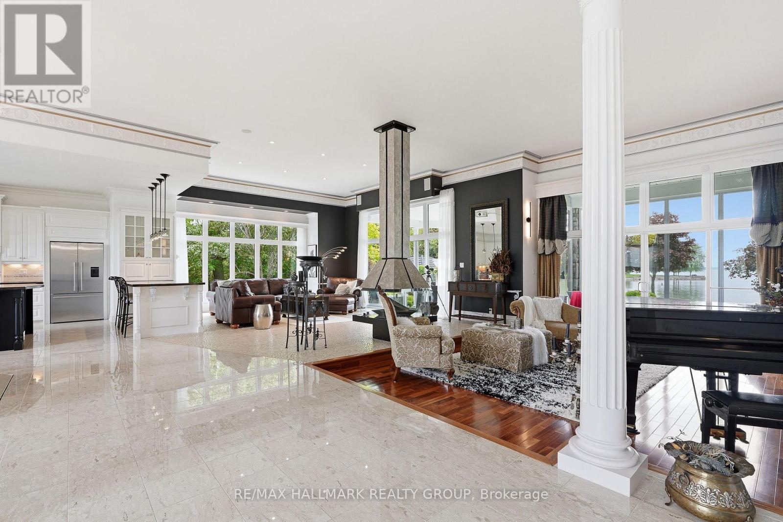 2584 WOODS STREET - 21