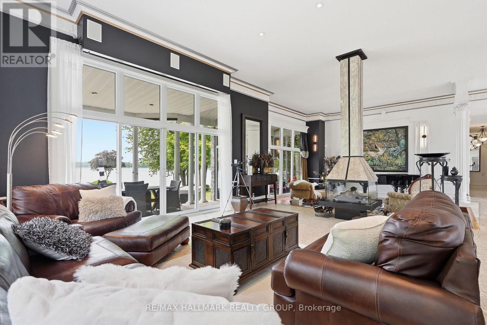 2584 WOODS STREET - 20