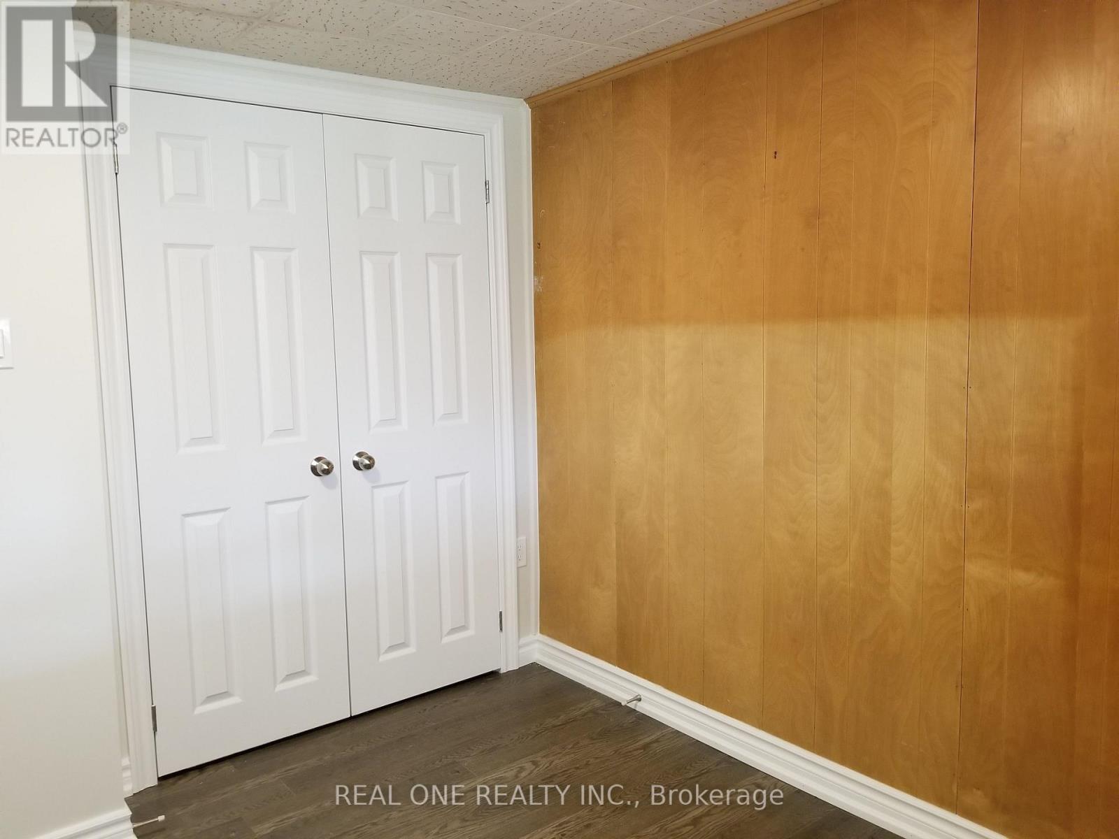 26 APPLEFIELD DRIVE - 39