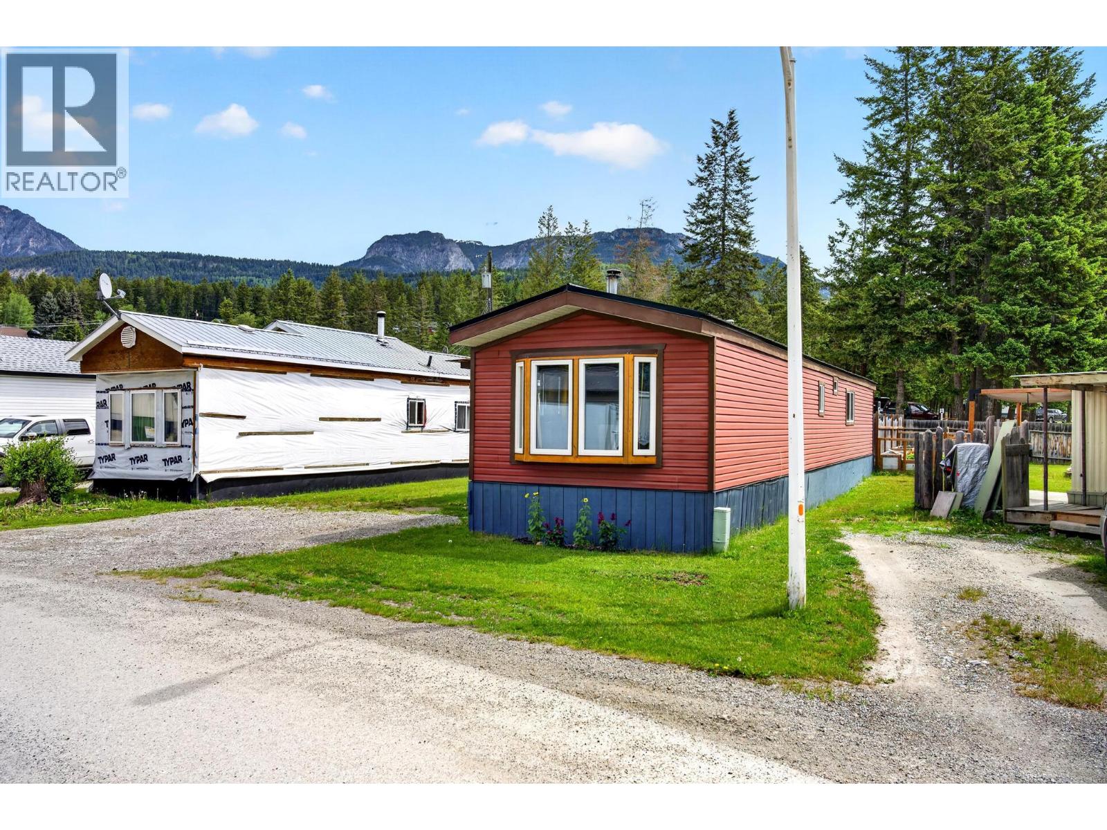 #17 1422 Golden View Road - 51