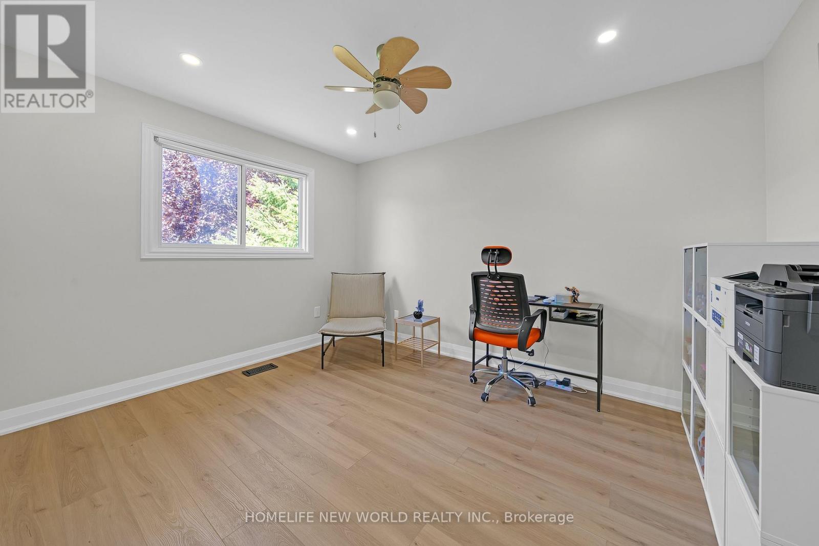351 MILLARD STREET - 23