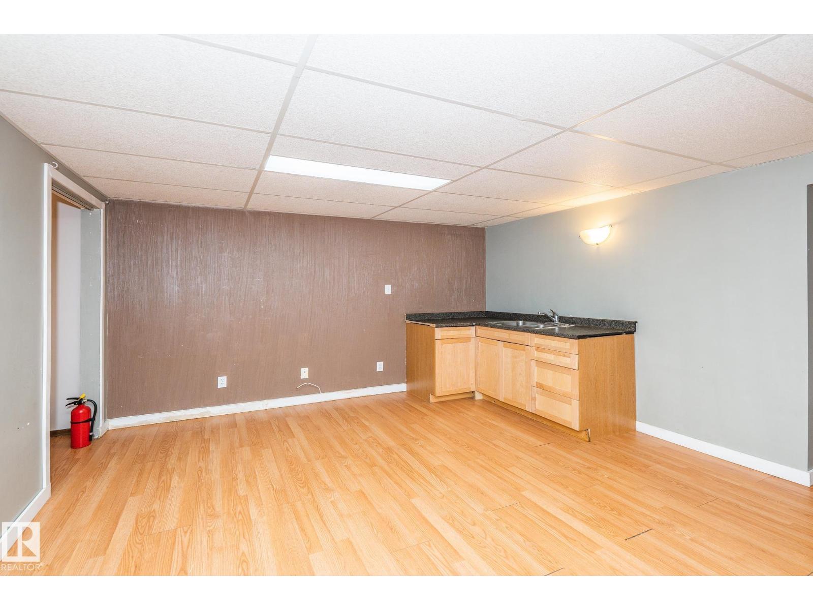 7543 149A AV NW — photo 30