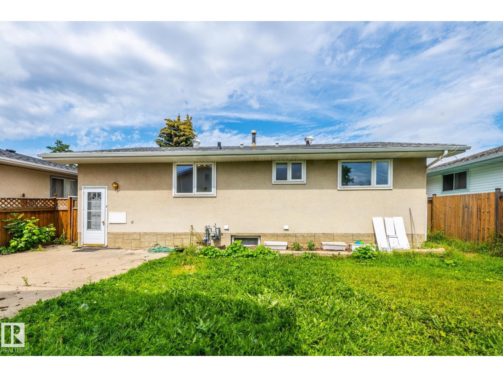 7543 149A AV NW — photo 34