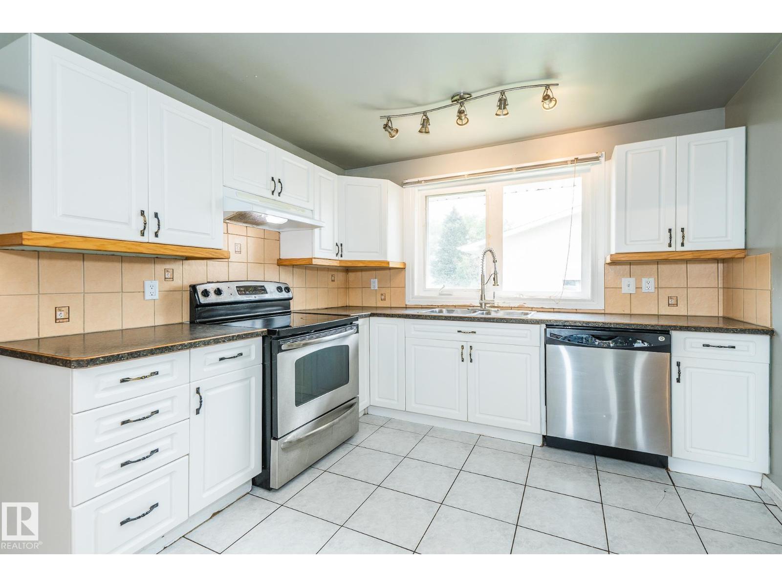 7543 149A AV NW — photo 8