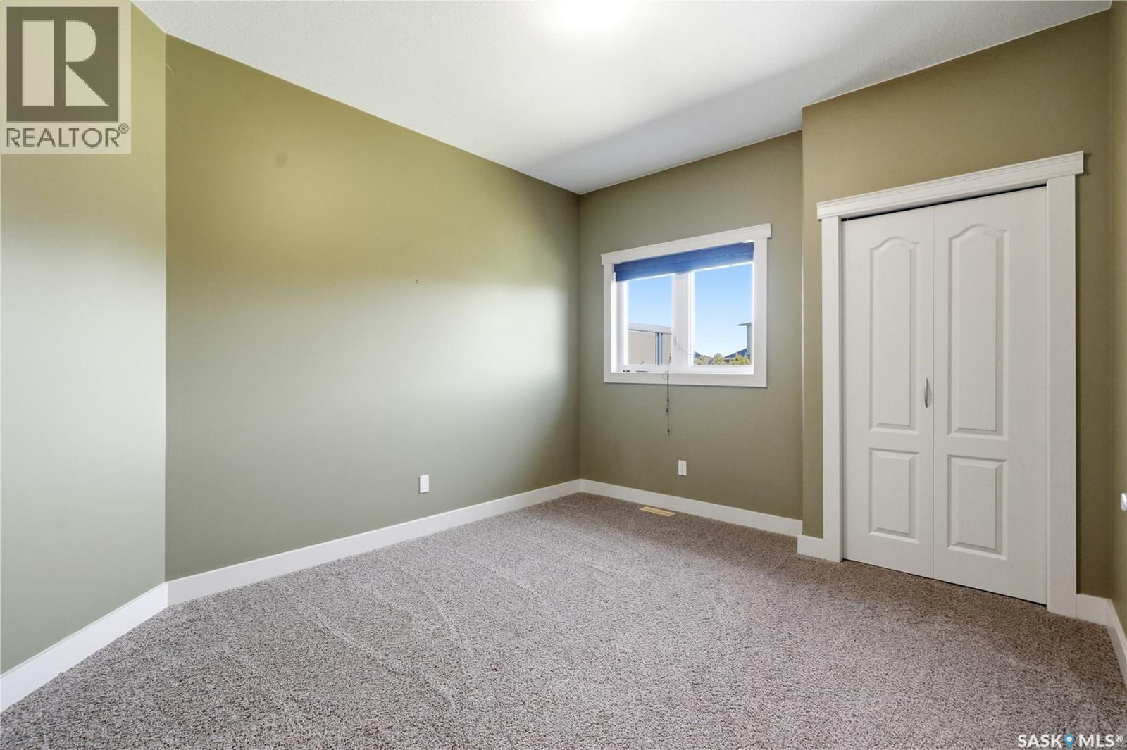 625 Reimer ROAD — photo 27