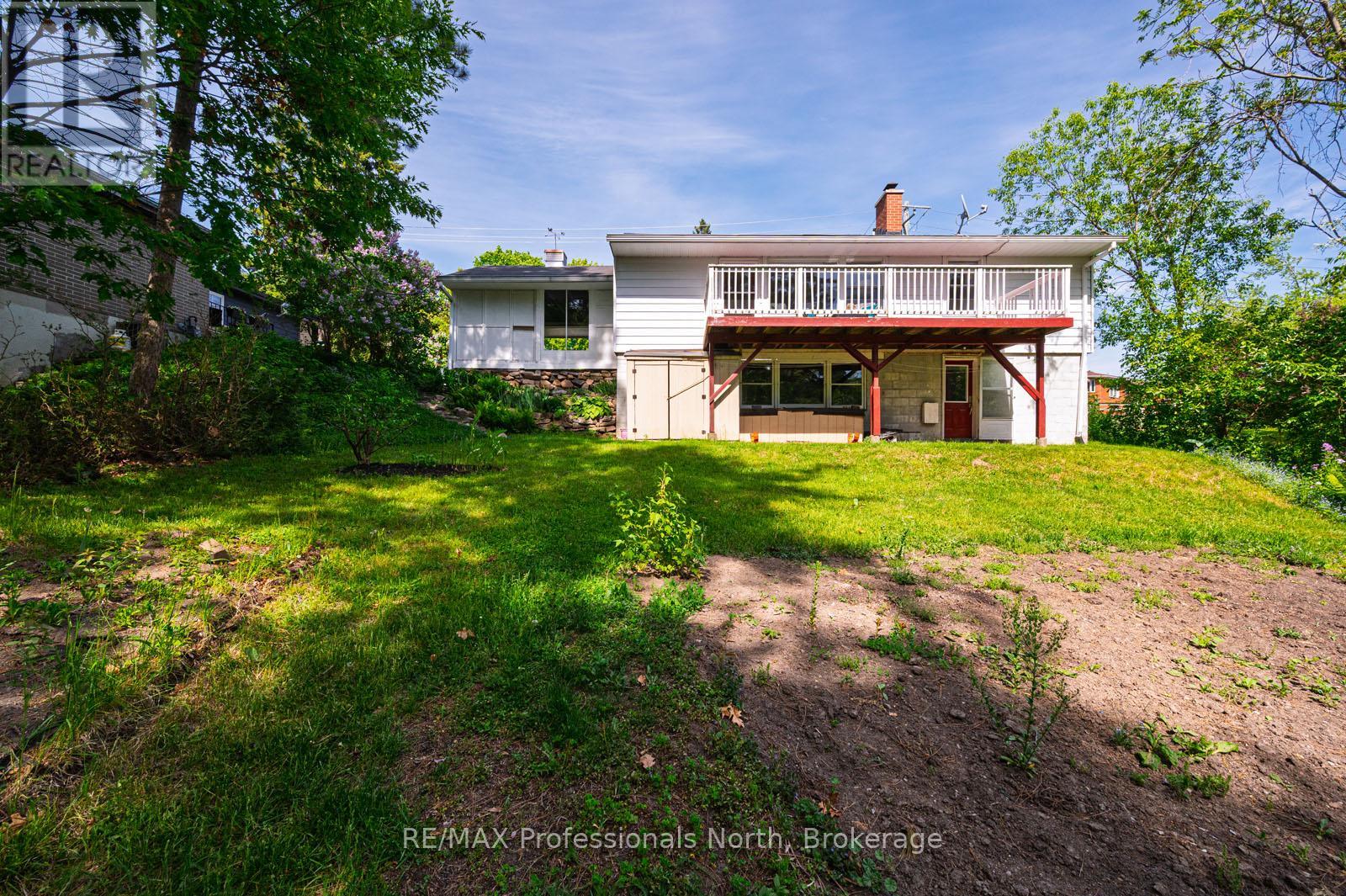 330 MANITOBA STREET - 32