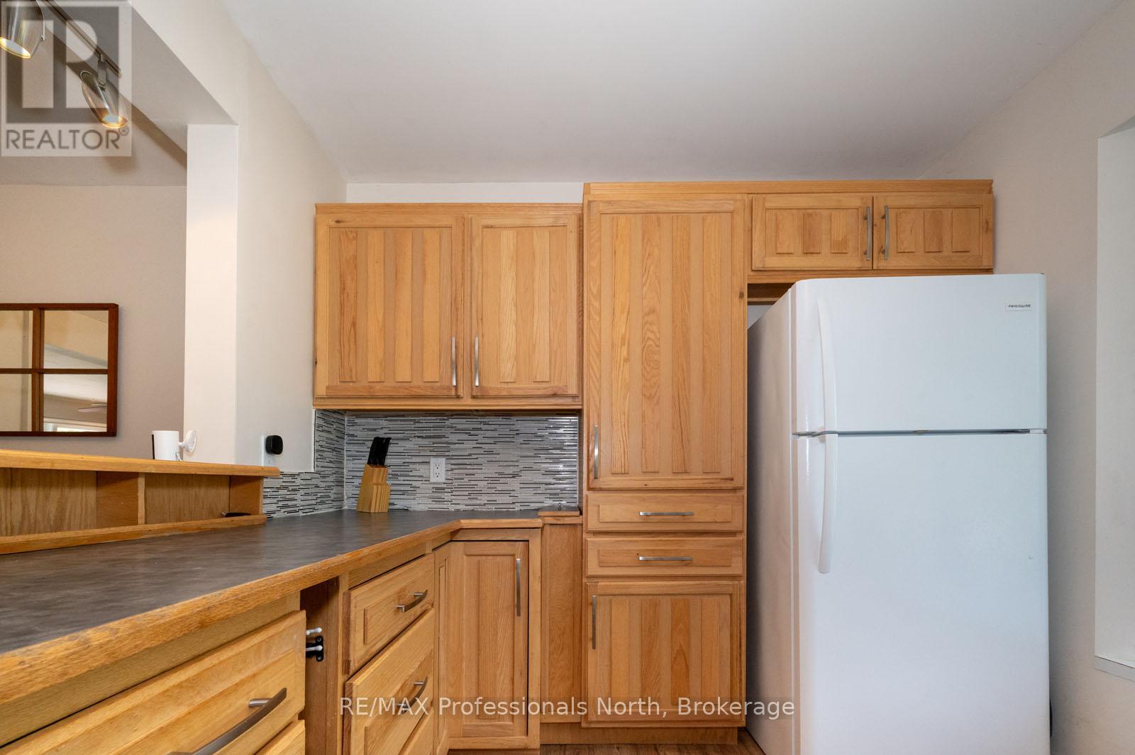 330 MANITOBA STREET - 7