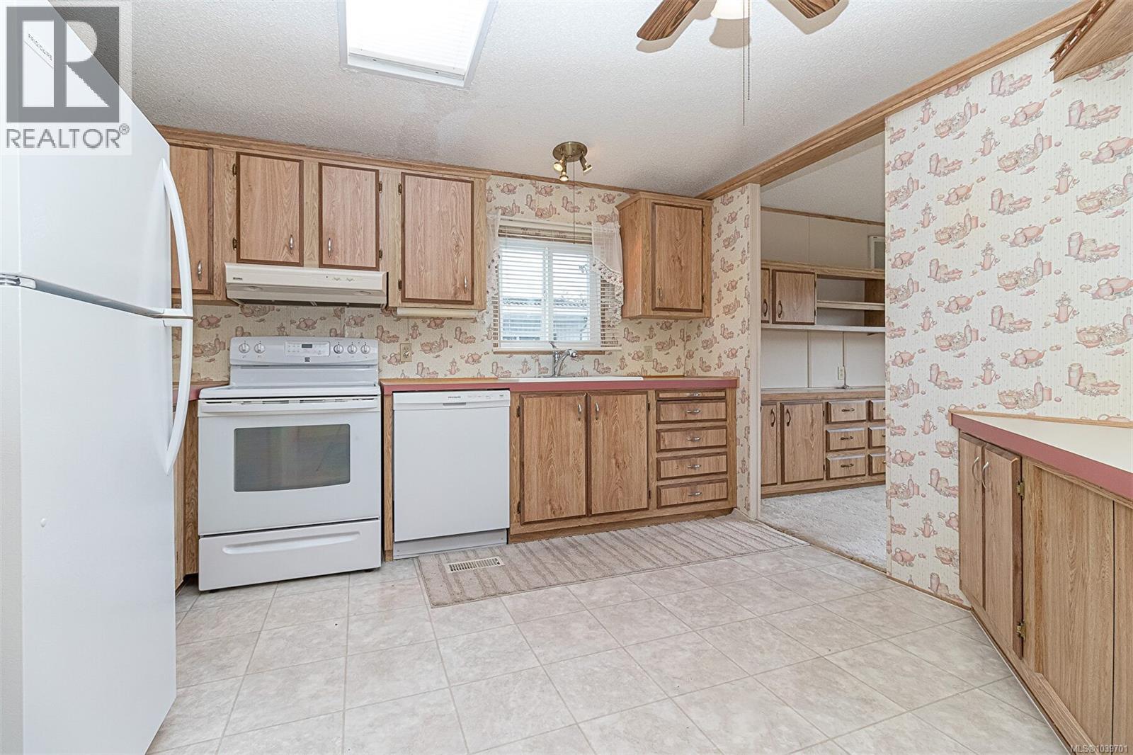 #121 7701 Central Saanich Rd - 12