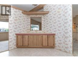 121 7701 Central Saanich Rd, Central Saanich, BC V8M1X5 Photo 13
