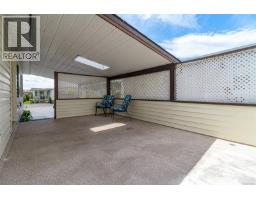 121 7701 Central Saanich Rd, Central Saanich, BC V8M1X5 Photo 22
