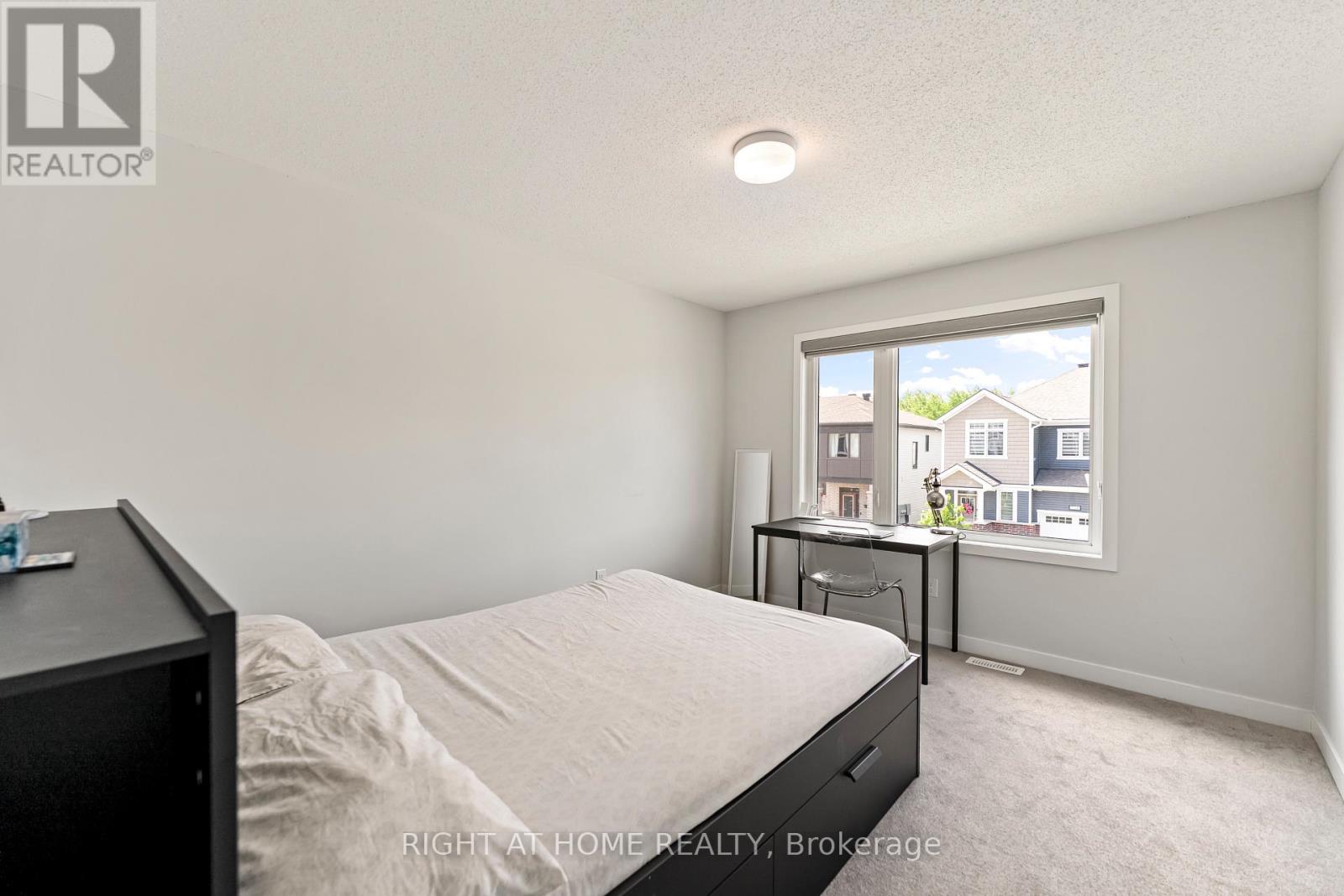 3 Bed, 3 Bath House for Sale in Ottawa – 221 BILLRIAN CRESCENT, Ottawa – MLS# X13412604 - Image 30