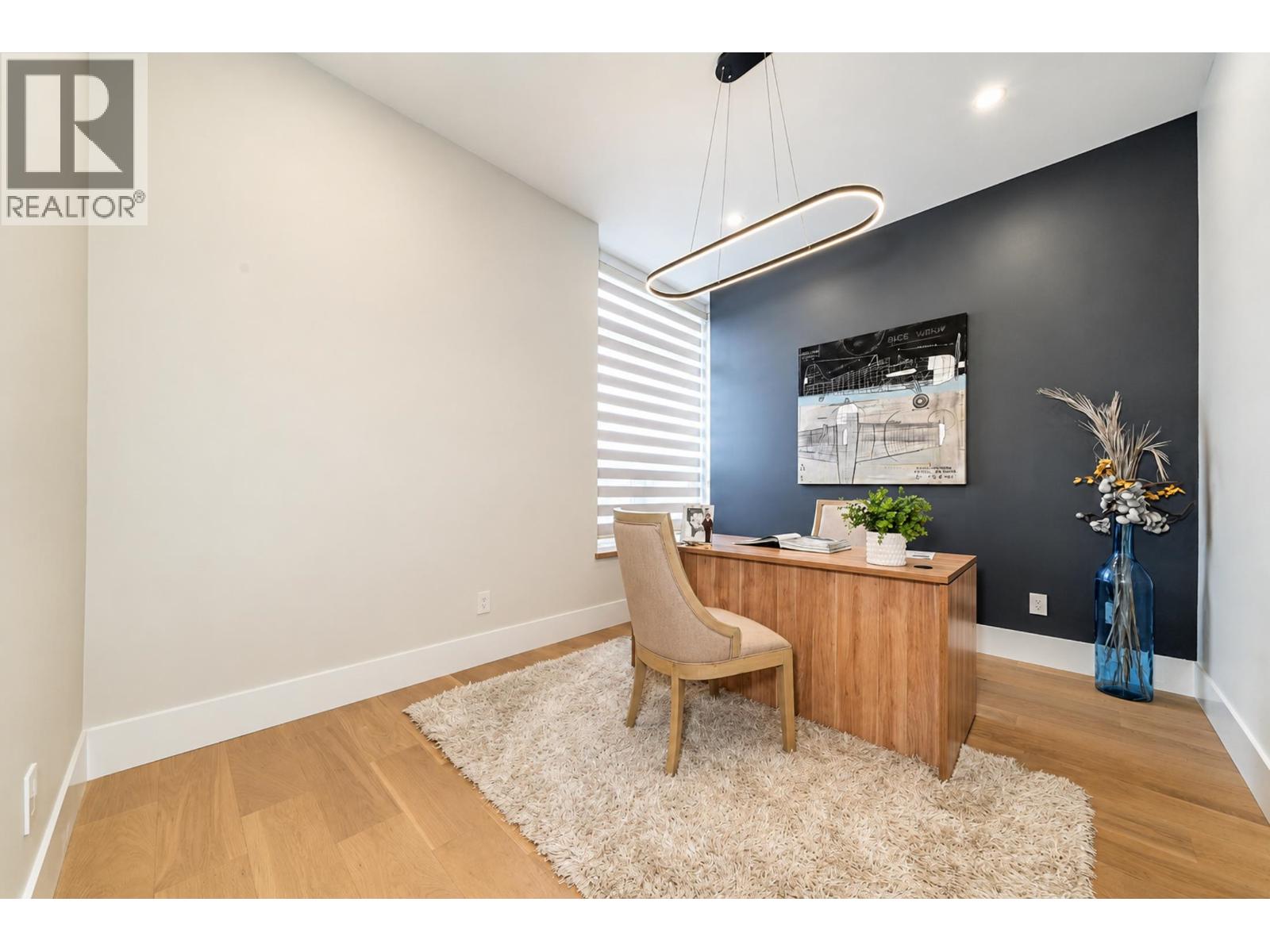 8093 14TH AVENUE, Burnaby