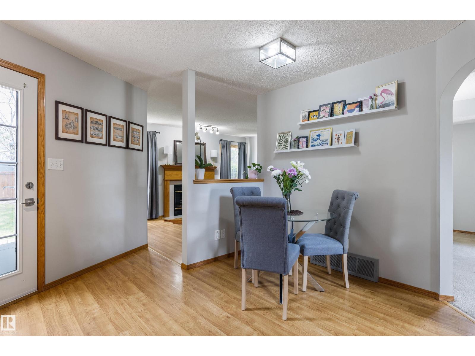 159 MEADOWVIEW BA — photo 10