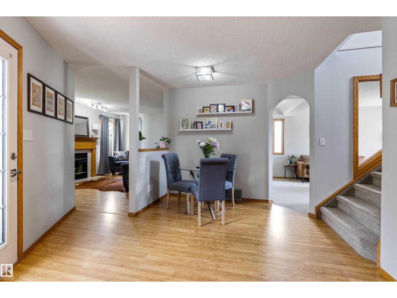 159 MEADOWVIEW BA — photo 11