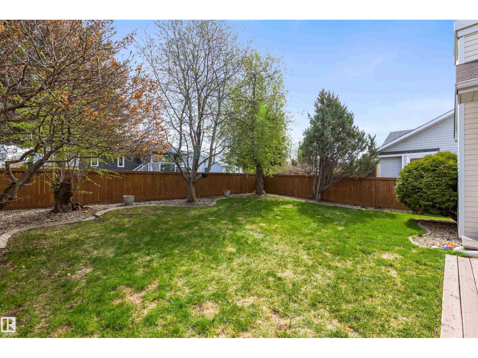 159 MEADOWVIEW BA — photo 36