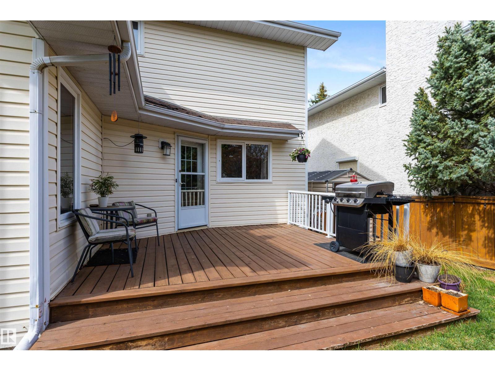 159 MEADOWVIEW BA — photo 37