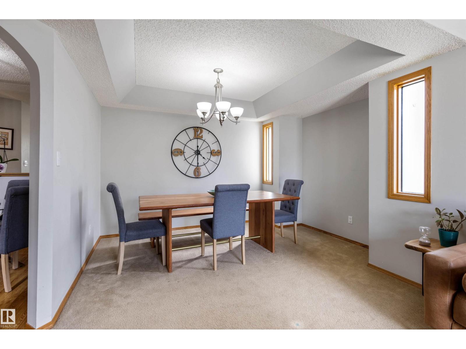159 MEADOWVIEW BA — photo 8