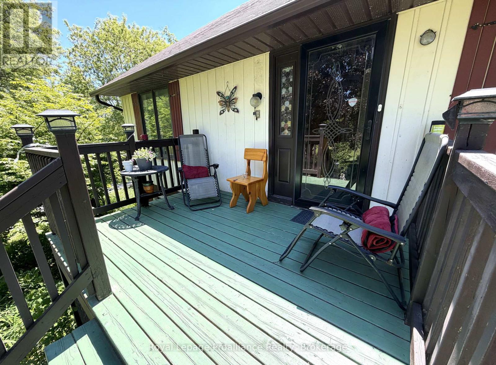 144 WELLINGTON STREET - 36