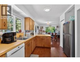 2411 Tintern Rd, Coombs, BC V0R1M0 Photo 22