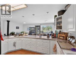 2411 Tintern Rd, Coombs, BC V0R1M0 Photo 30