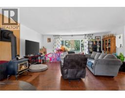 Bedroom - 2411 Tintern Rd, Coombs, BC V0R1M0 Photo 12