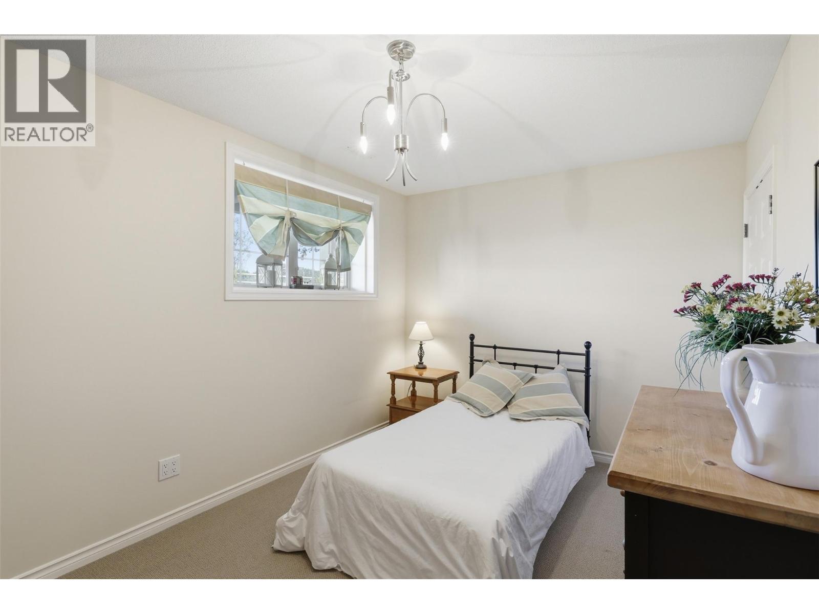 1956 Gardiner Road - 50