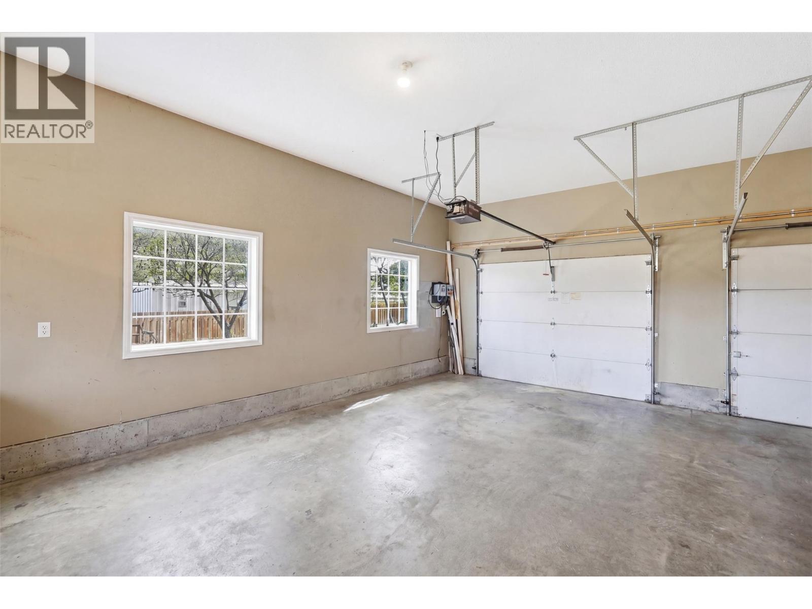 1956 Gardiner Road - 52