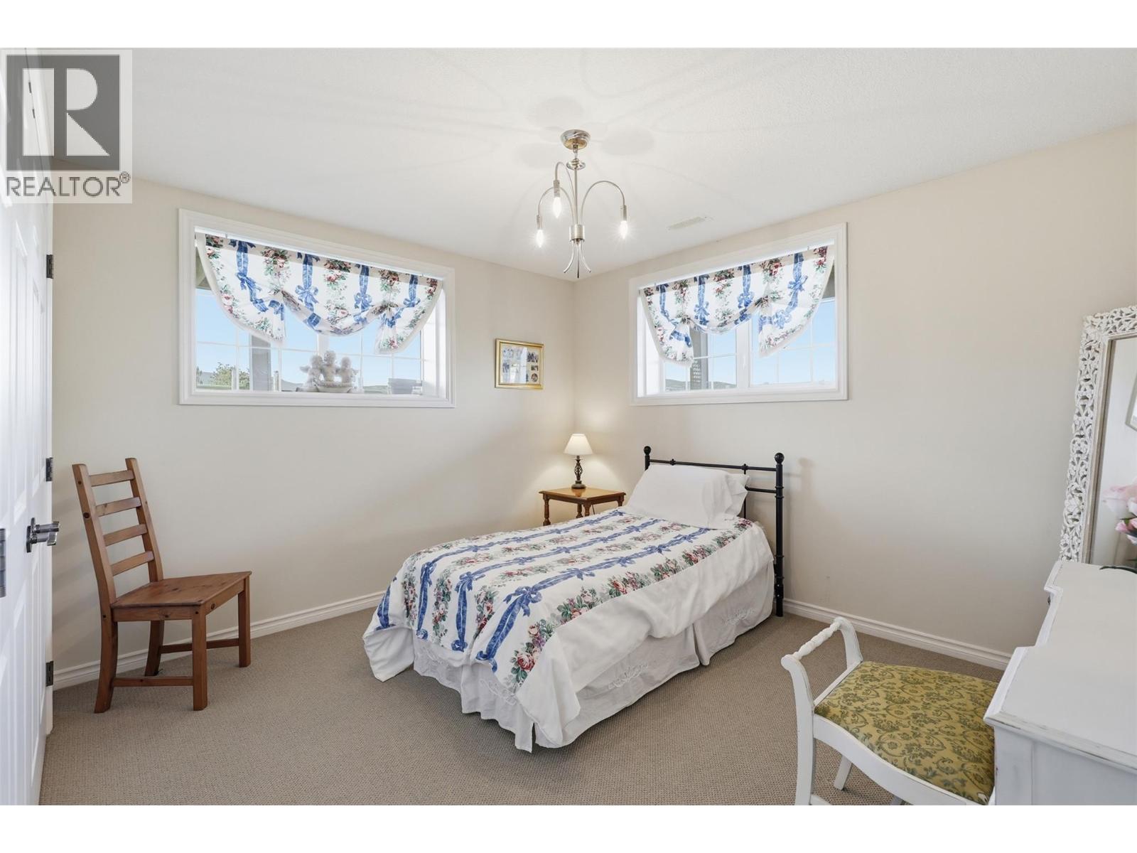 1956 Gardiner Road - 44