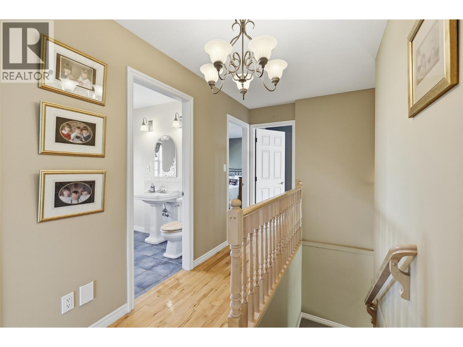 1956 Gardiner Road - 33