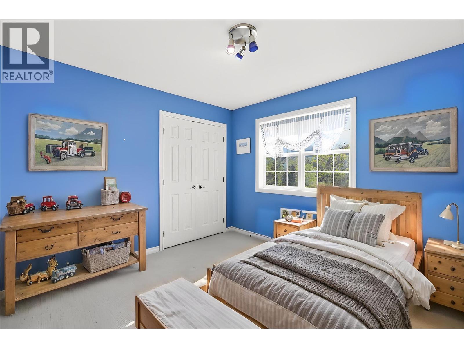 1956 Gardiner Road - 36