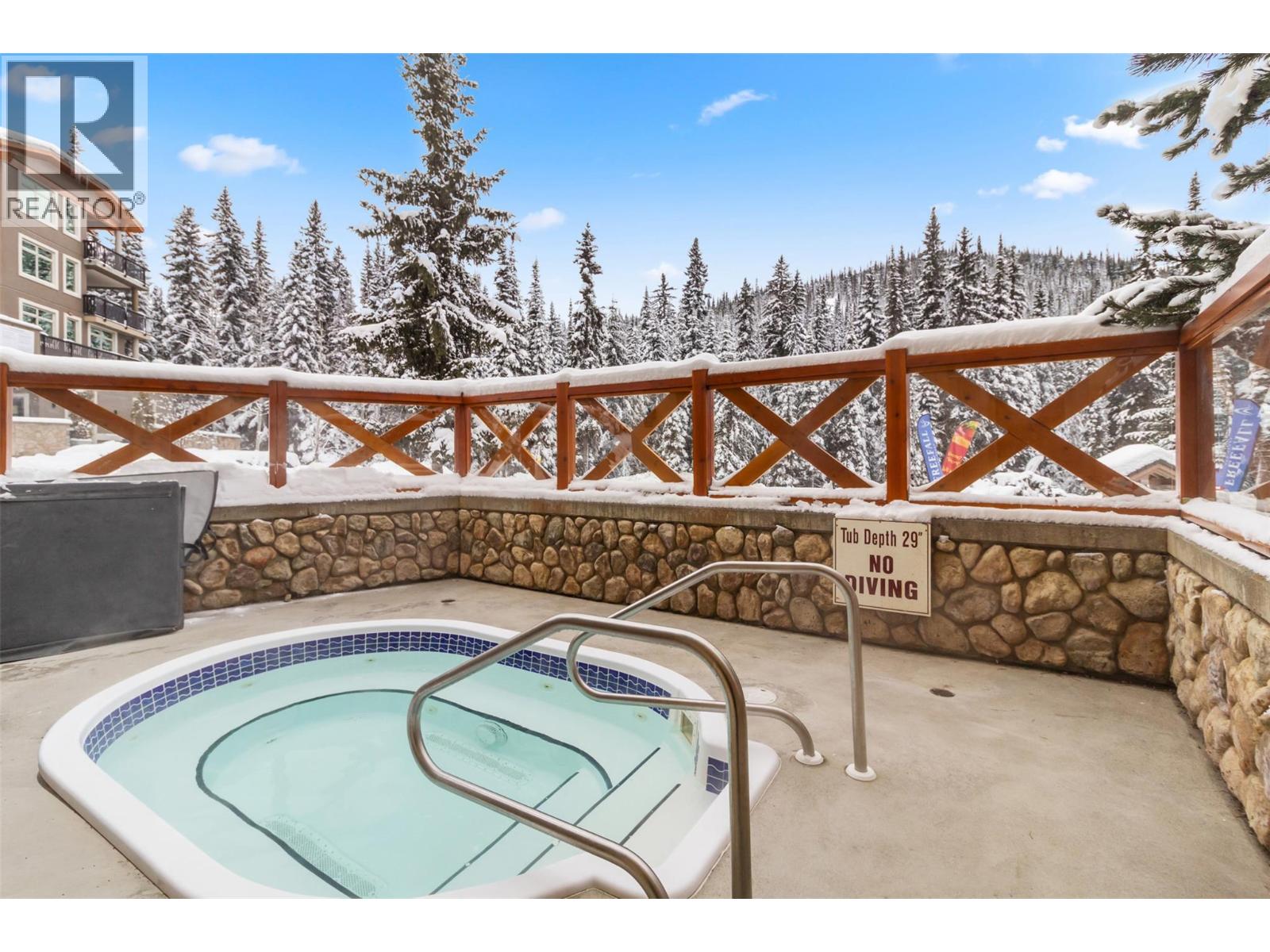 #102 3190 Creekside Way - 30