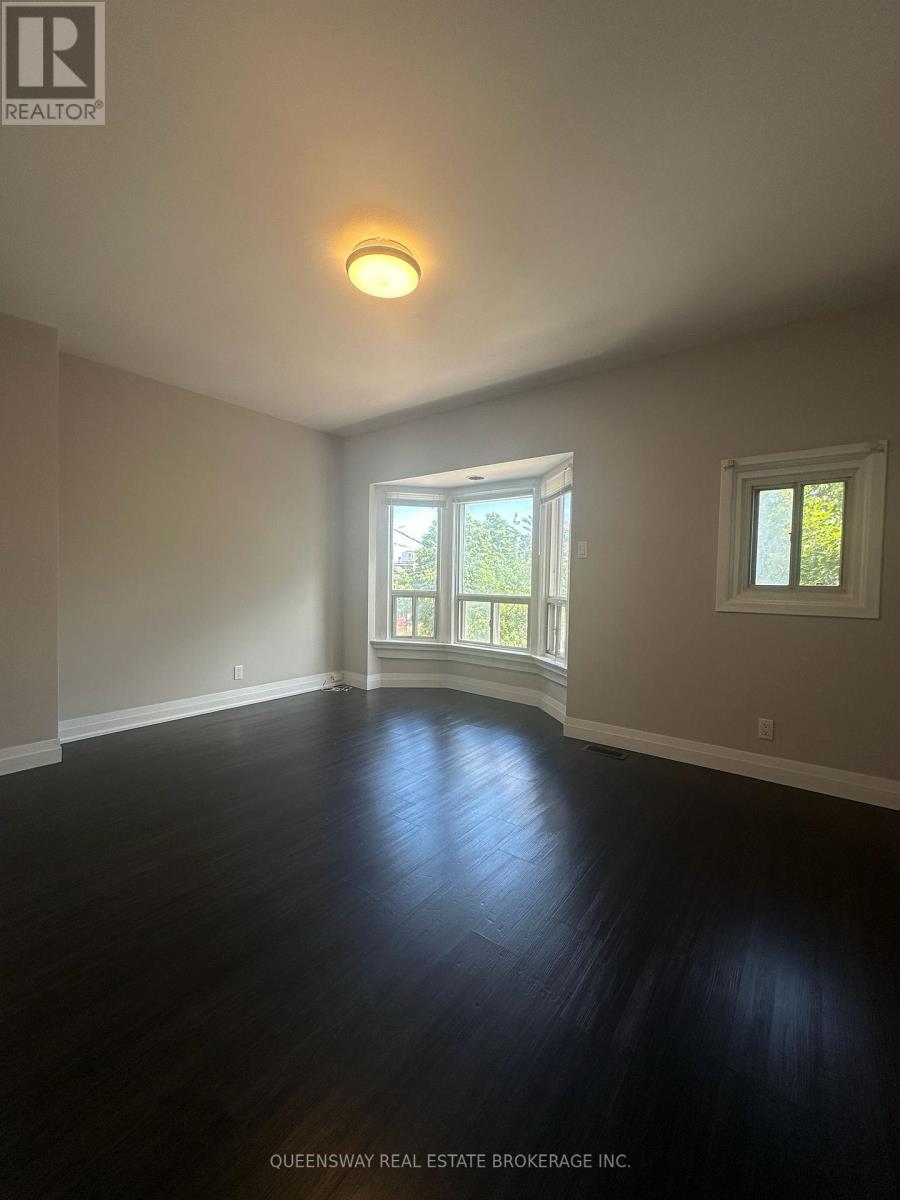 Listing photo of UPPER - 68 MELVILLE AVENUE