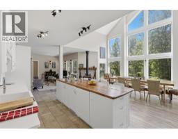 Living room - 7384 Cahilty Crescent, Kamloops, BC V0E5N0 Photo 14