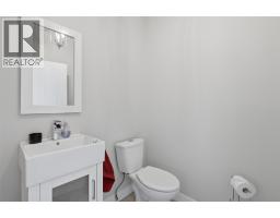 Bedroom - 7384 Cahilty Crescent, Kamloops, BC V0E5N0 Photo 10