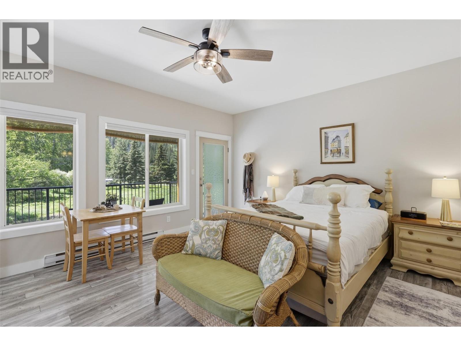 7384 Cahilty Crescent - 27