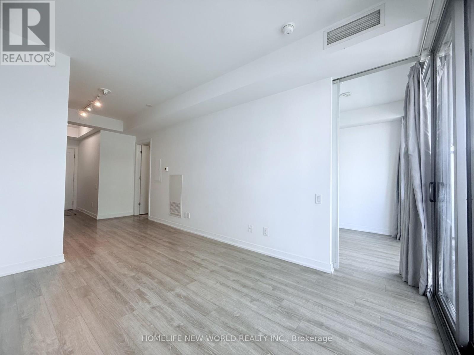 #4506 50 CHARLES STREET E - 12