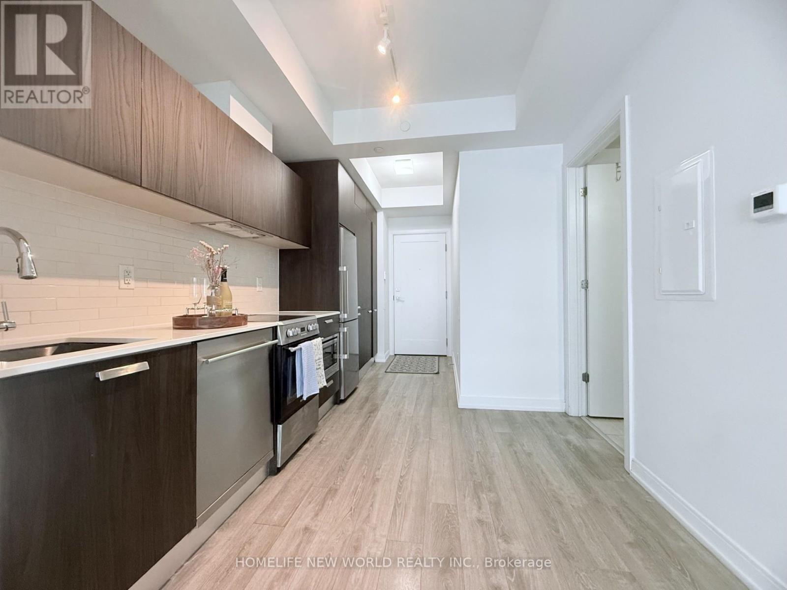 #4506 50 CHARLES STREET E - 4
