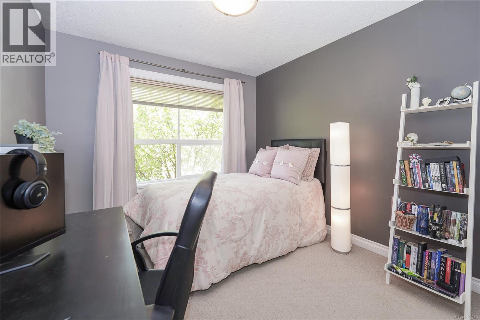 #2 172 Belmont Rd - 30