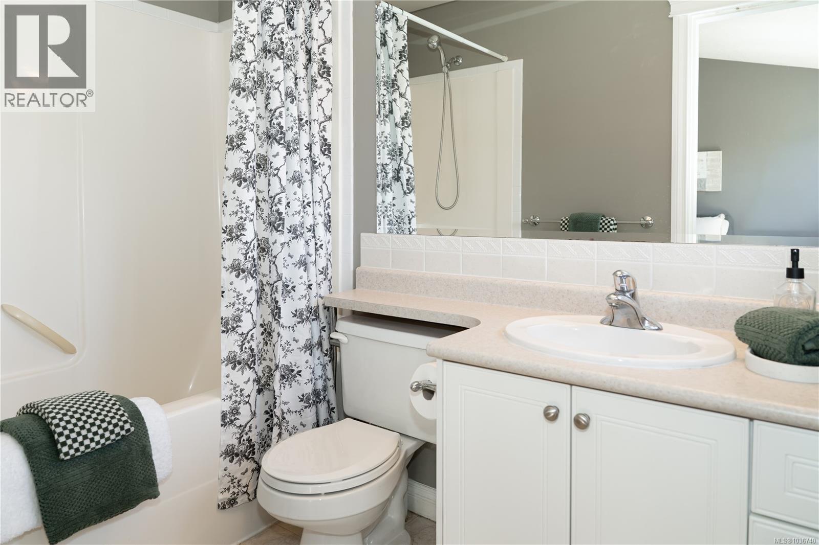 #2 172 Belmont Rd - 26
