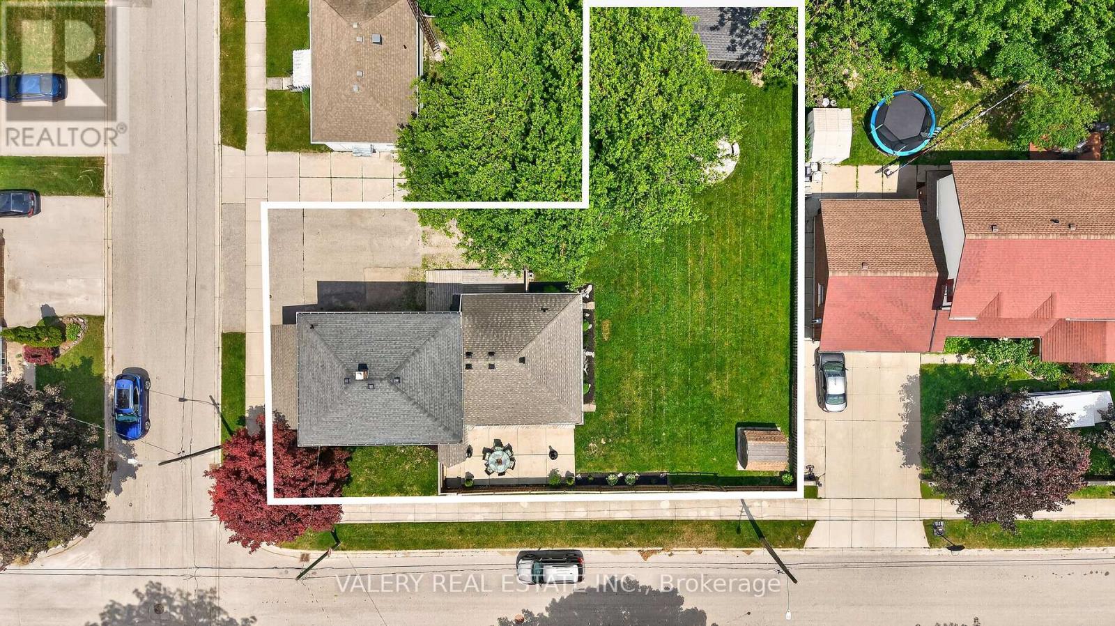 710 YORK AVENUE N - 28