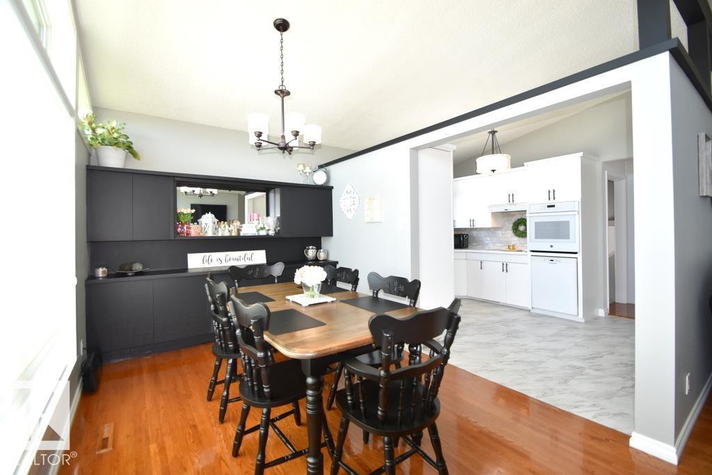 9212 132A AV NW NW — photo 11