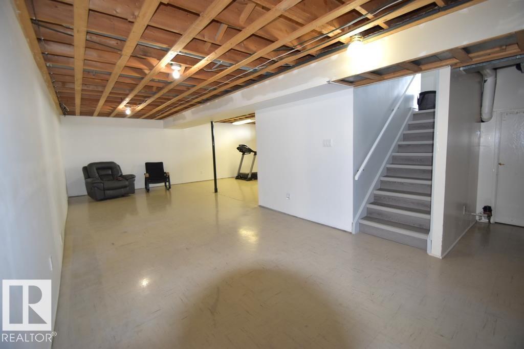9212 132A AV NW NW — photo 26