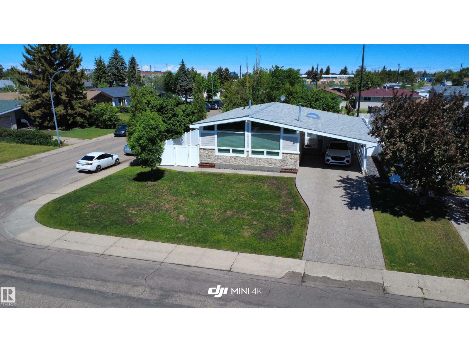 9212 132A AV NW NW — photo 45