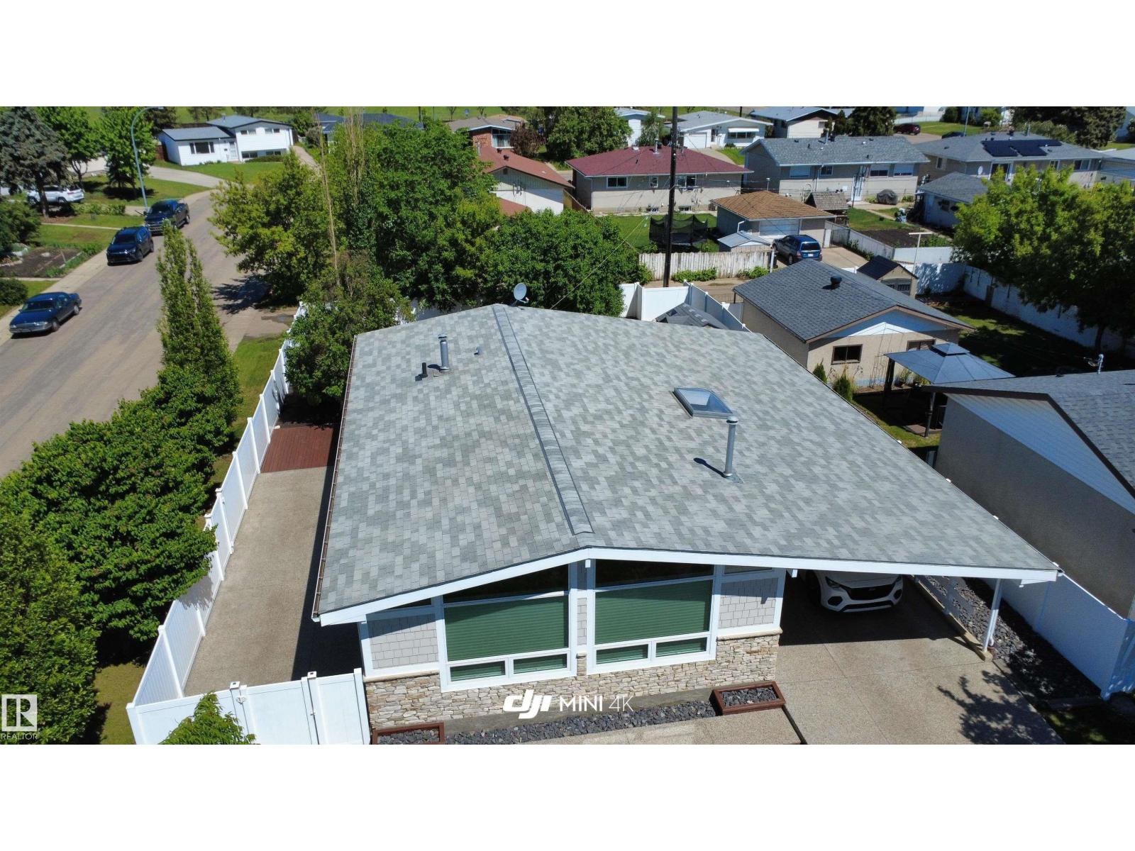 9212 132A AV NW NW — photo 49