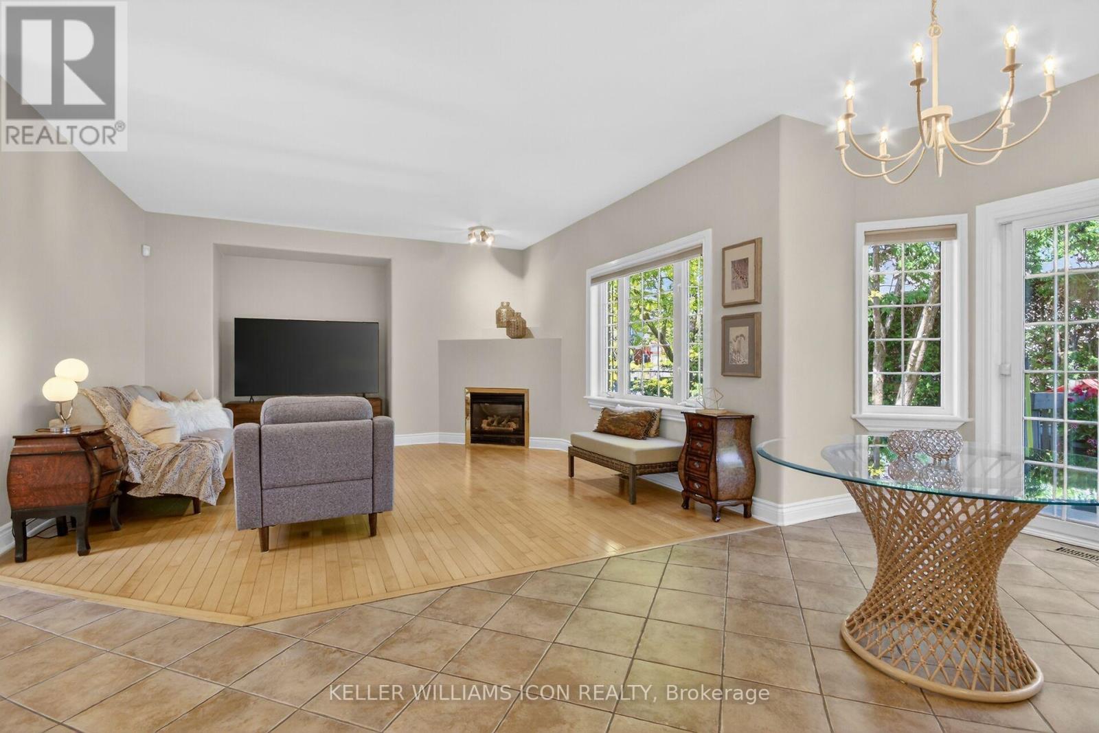 5 Bed, 4 Bath House for Sale in Ottawa – 136 SHAUGHNESSY CRESCENT, Ottawa – MLS# X13412744 - Image 14
