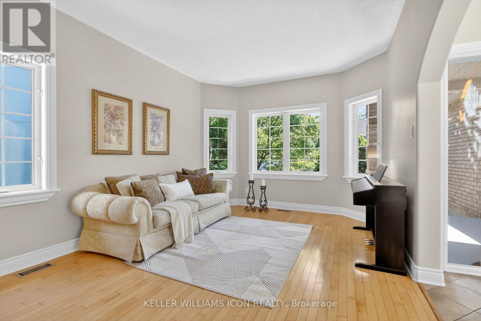 5 Bed, 4 Bath House for Sale in Ottawa – 136 SHAUGHNESSY CRESCENT, Ottawa – MLS# X13412744 - Image 6